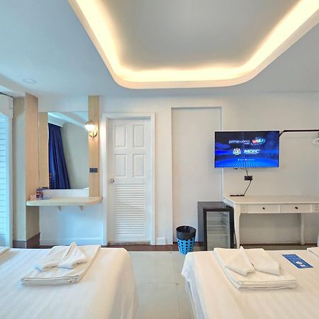 Sira Boutique Residence - Newly Renovated Patong Buitenkant foto