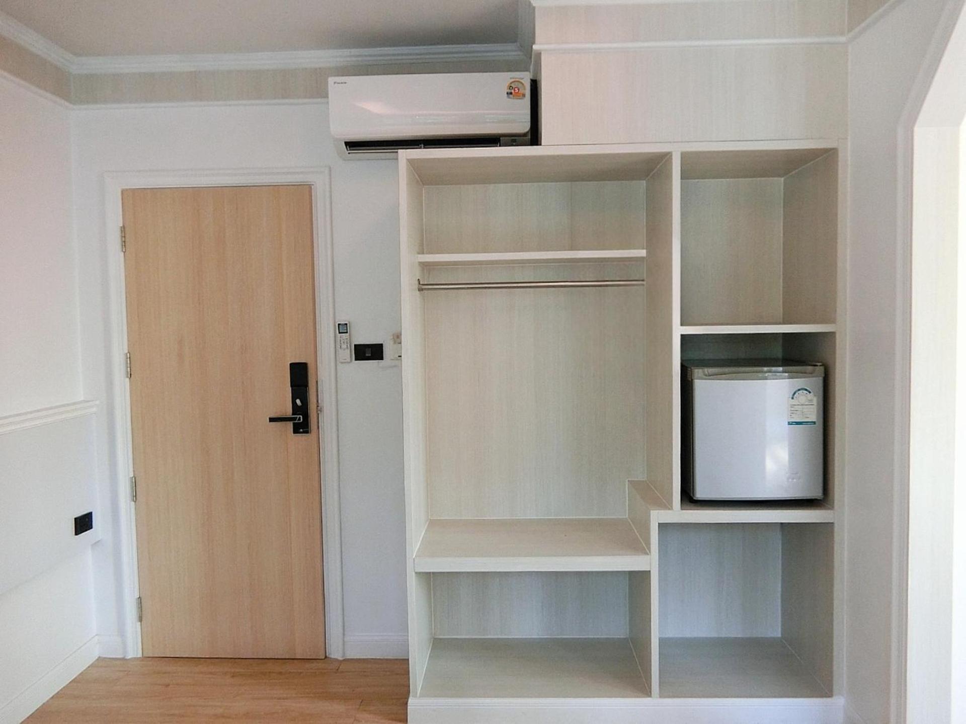 Sira Boutique Residence - Newly Renovated Patong Buitenkant foto