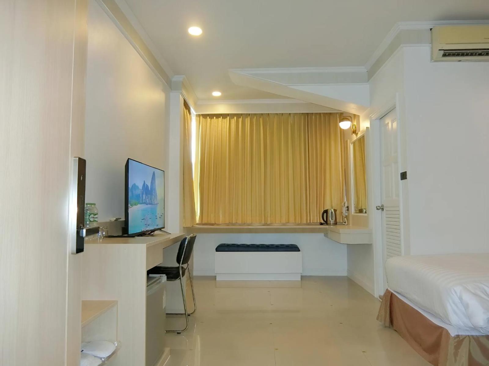 Sira Boutique Residence - Newly Renovated Patong Buitenkant foto