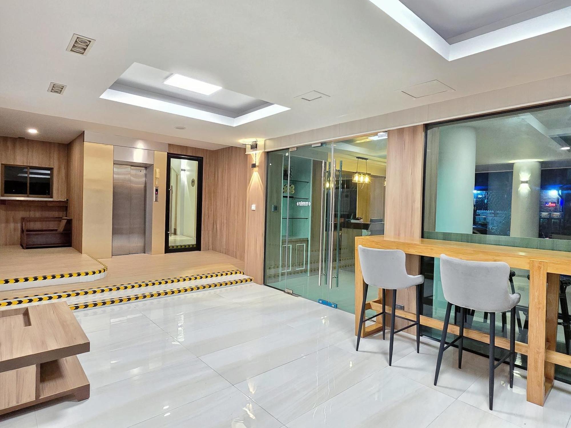 Sira Boutique Residence - Newly Renovated Patong Buitenkant foto