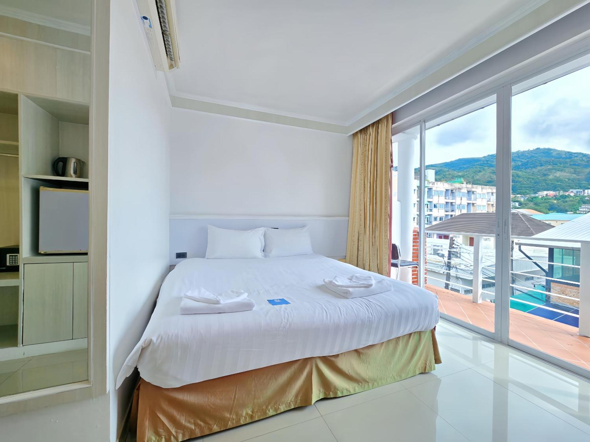 Sira Boutique Residence - Newly Renovated Patong Buitenkant foto